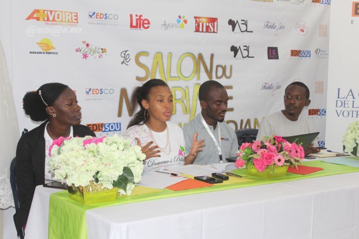 Société: les futurs mariés ont désormais leur salon